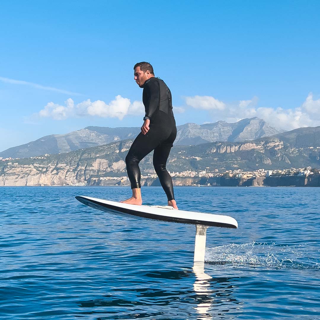 eFoil-Fliteboard-lesson-in-Capri